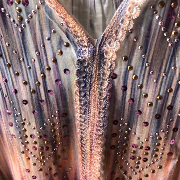 Top - Picture 3 of 5